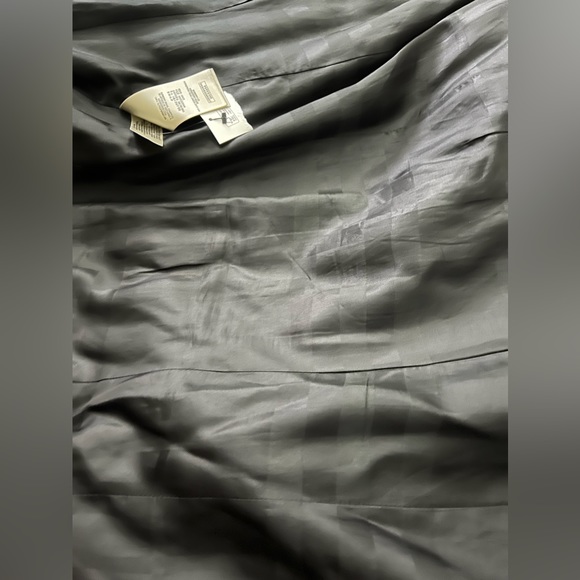 Burberry slim fit structured coat fit usa small/medium - Picture 6 of 16